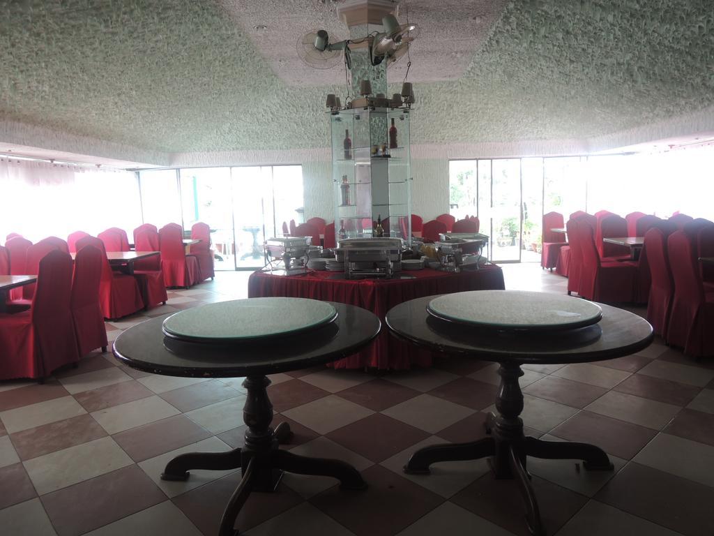 Hotel Y Lan Đà Lạt Exterior foto