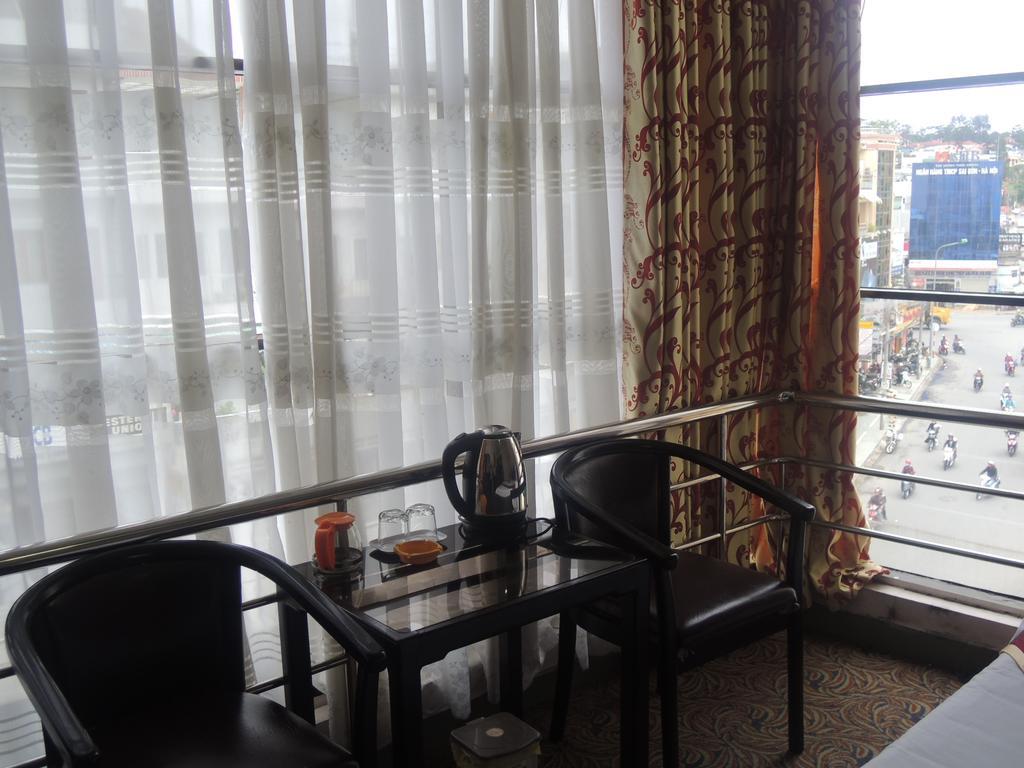 Hotel Y Lan Đà Lạt Exterior foto